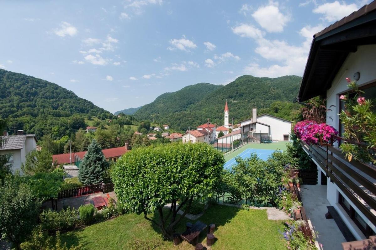 Villa Hisa Taljat à Most na Soči Extérieur photo